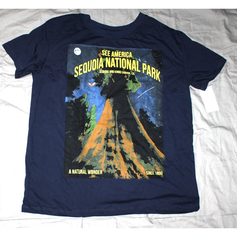 Women's Sequoia National Park Short Sleeve Graphic Boyfriend T-shirt size S